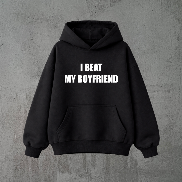 i beat my boyfriend czarna bluza.png