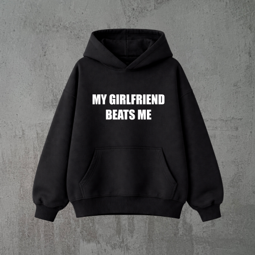 my gf beats me czarna bluza.png
